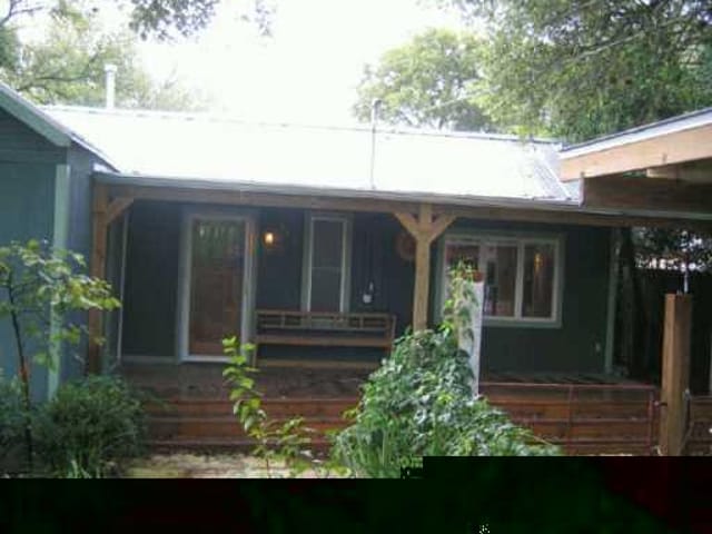 913 JOHANNA ST