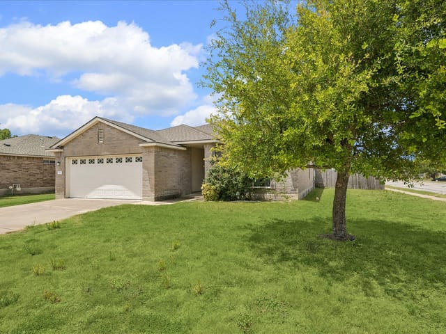 913 Remington DR