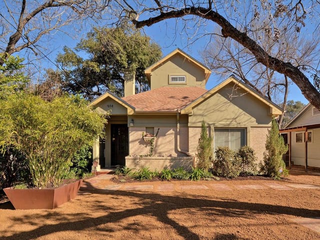 914 Jewell St