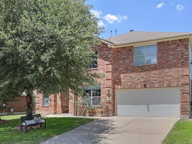 916 Abbeyglen Castle DR