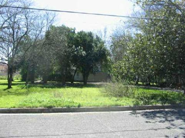 917 E. 37th ST