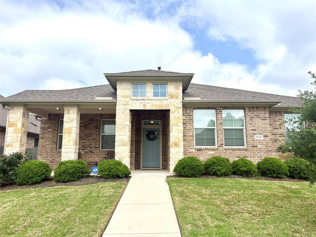 9200 Margaret Jewel LN