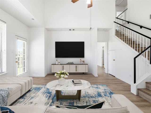 9201 Brodie LN Unit #1203