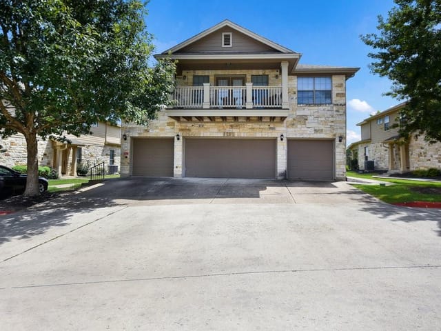 9201 Brodie LN Unit #2903