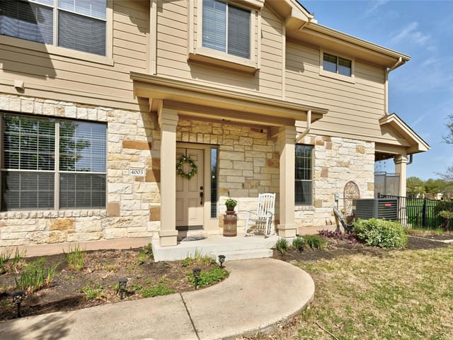 9201 Brodie Ln Unit #4003