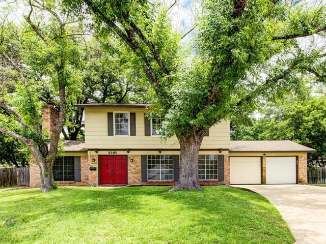 9205 Indian Quail Cir