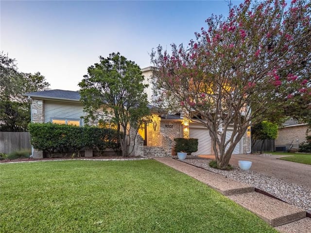 9207 Mystic Oaks Trl