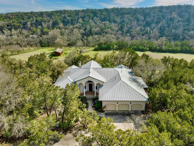 9207 Old Lampasas Trl