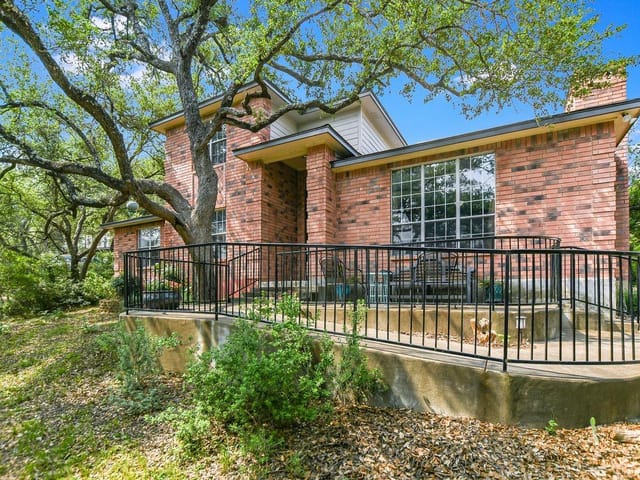 9207 Stallion Dr