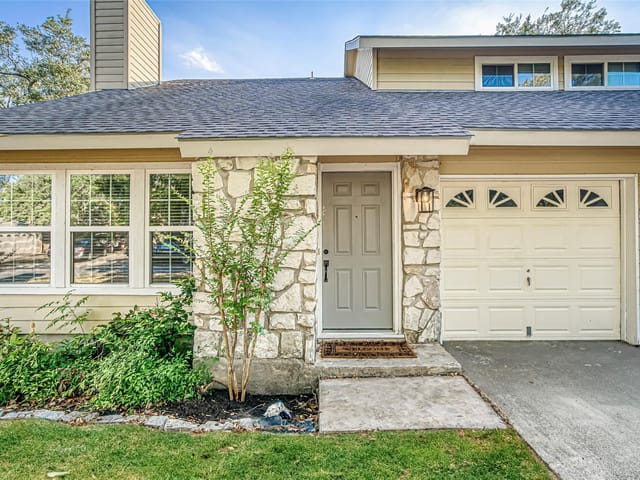 9208 Independence Loop
