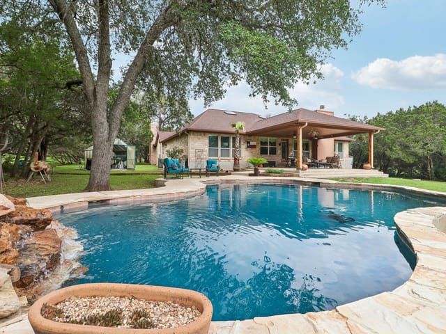 9212 Shady Meadow Dr