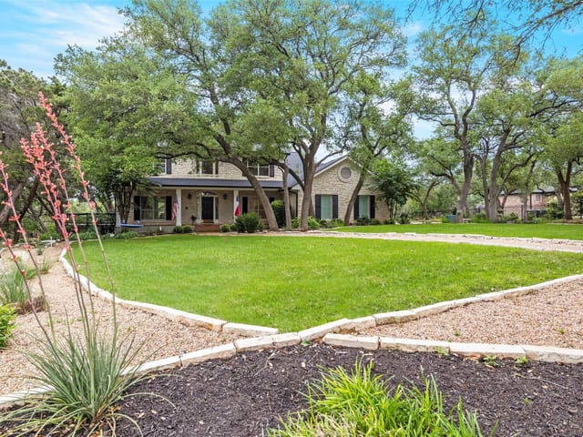 9216 Silver Pine CV