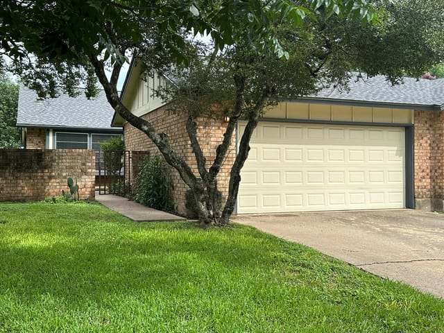 9217 Singing Quail DR Unit #8E
