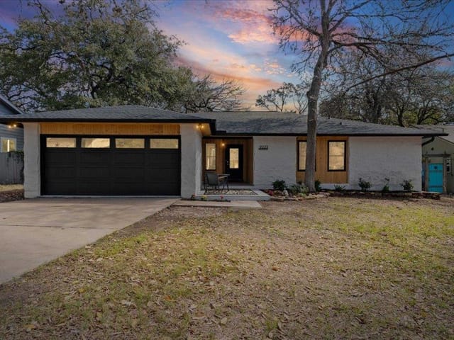 9223 Independence Loop