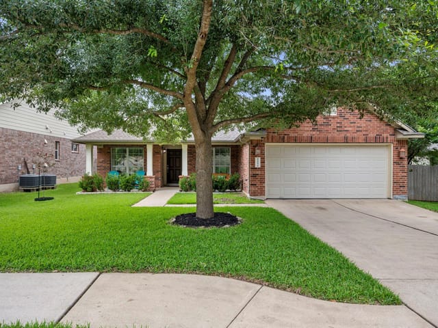 9225 Castle Pines Dr