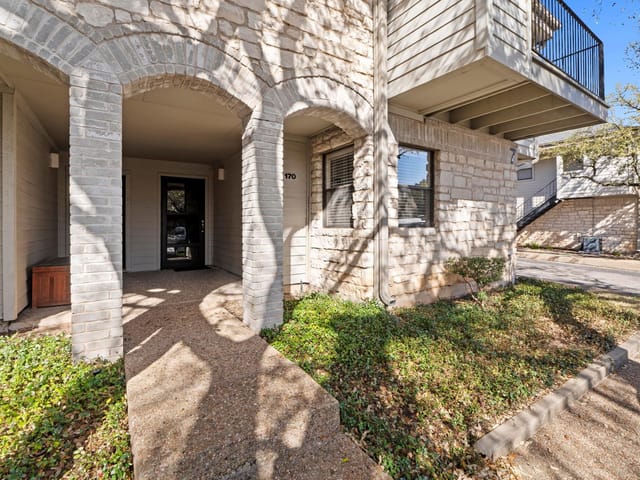 9226 Jollyville Rd Unit #170
