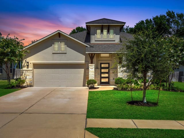 924 Centerra Hills CIR