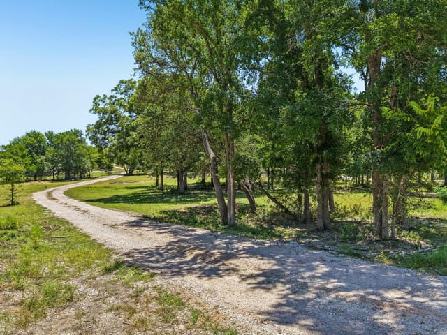 9240 County Road 272