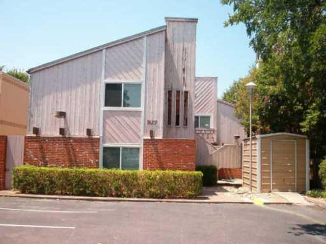 927 E 41st ST Unit #1-6