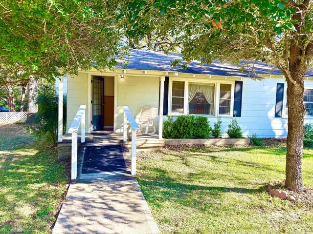 9278 N Highway 77 Hwy