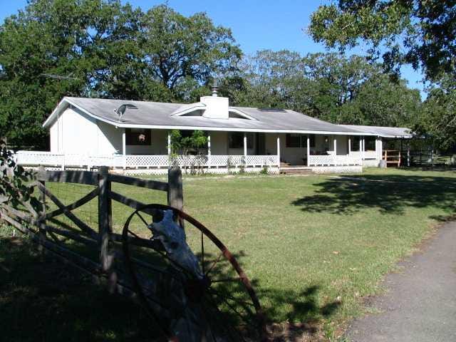 929 High Grove RD