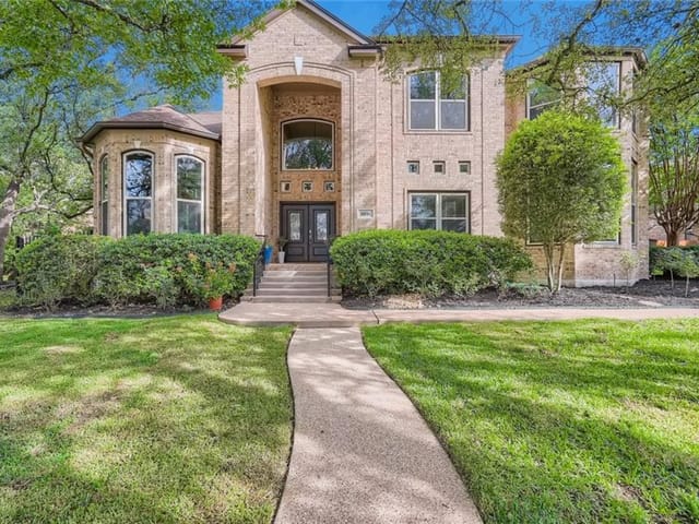 9291 Scenic Bluff DR
