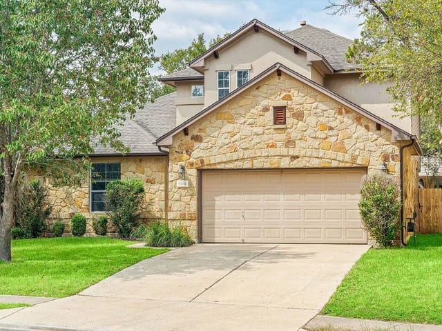 9304 Manipari Ln