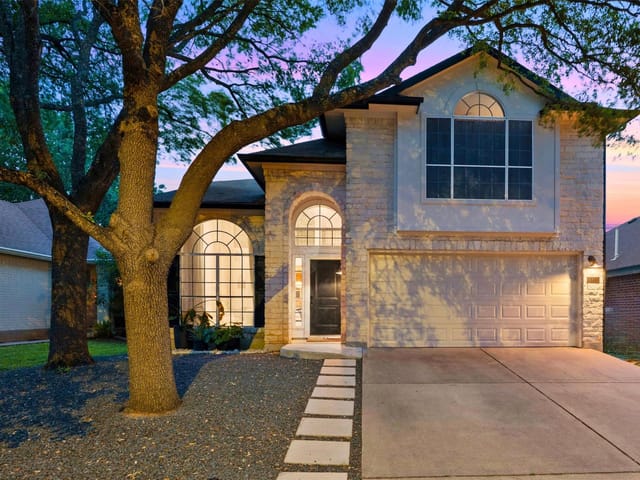 9313 Notches DR