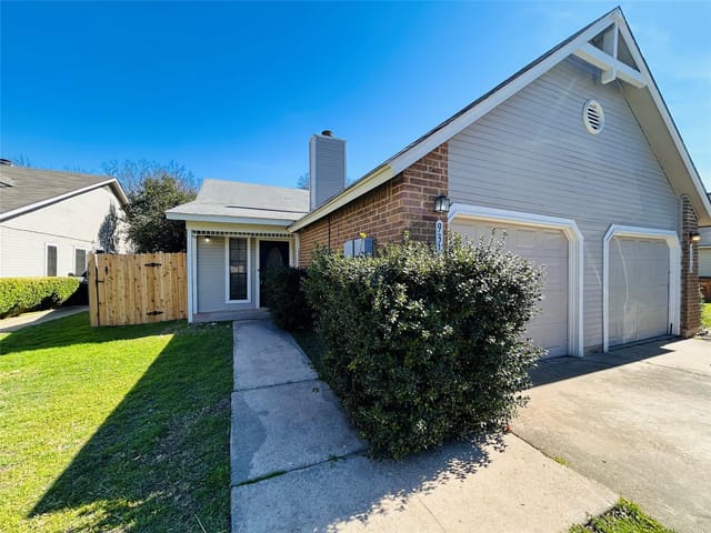 9315 Kempler DR Unit #A