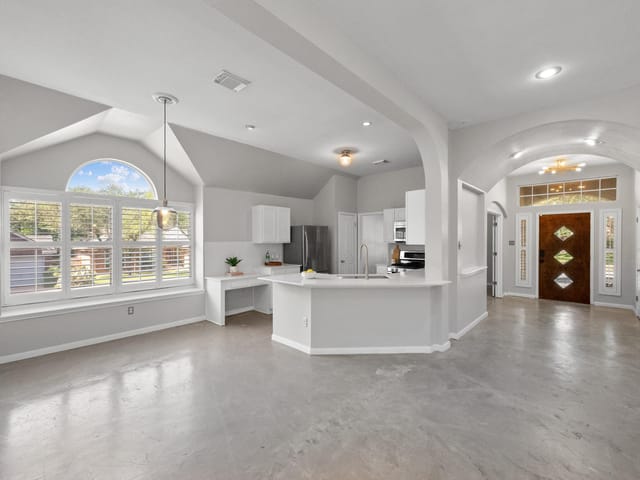 View 9321 Colberg DR in Circle C Ranch Ph A Sec 04 9321 Colberg DR - property photo 1 - Luxury home in Circle C Ranch Ph A Sec 04, Austin, TX