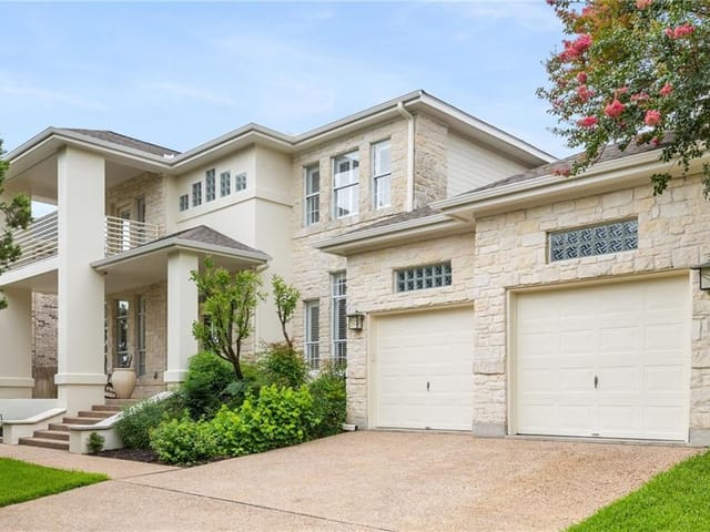 9322 Simmons Rd