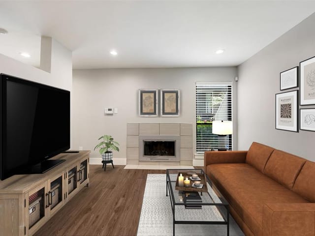 935 La Posada DR Unit #115