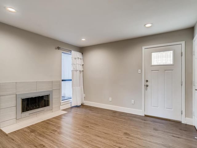 935 La Posada Dr Unit #116