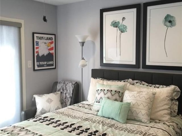935 La Posada Dr Unit #123