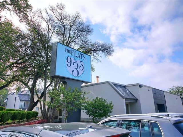 935 La Posada Dr Unit #155