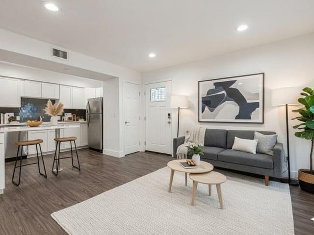 935 La Posada Dr Unit #156