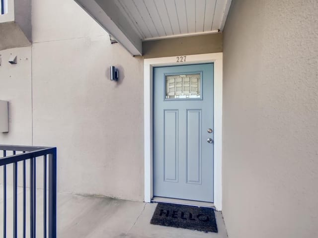 935 La Posada Dr Unit #227