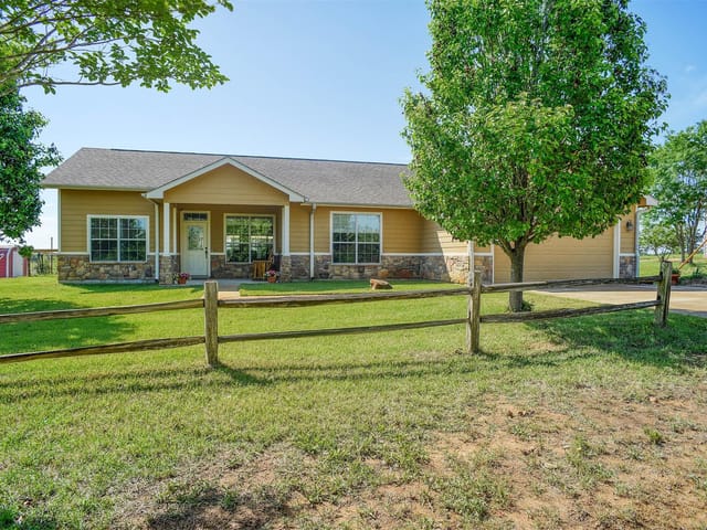 937 Highway 21 E