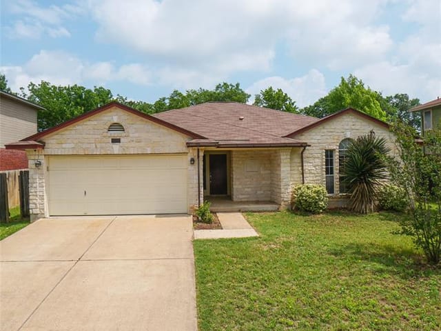 9400 Lightwood Loop