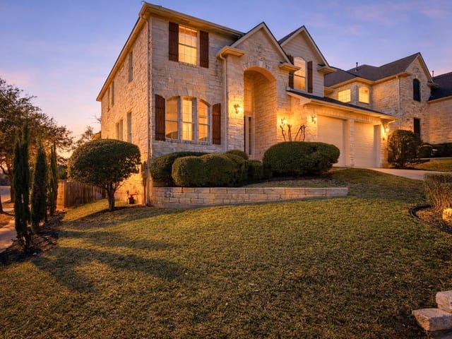 9400 Savannah Ridge Dr