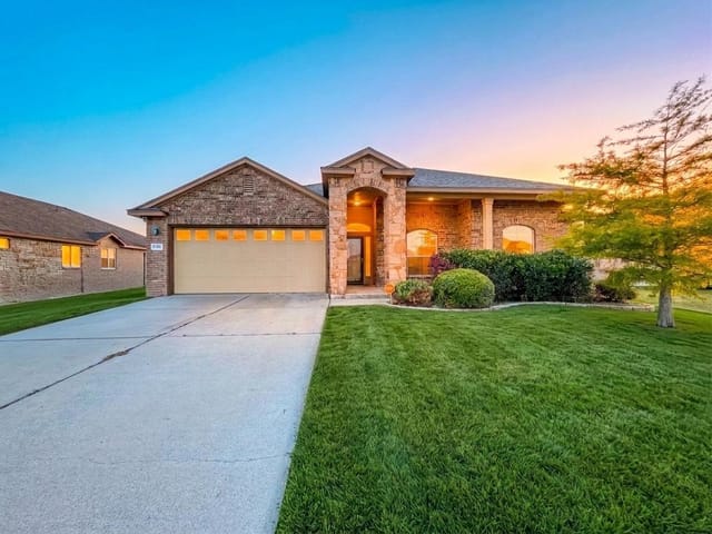 9401 Zayden DR
