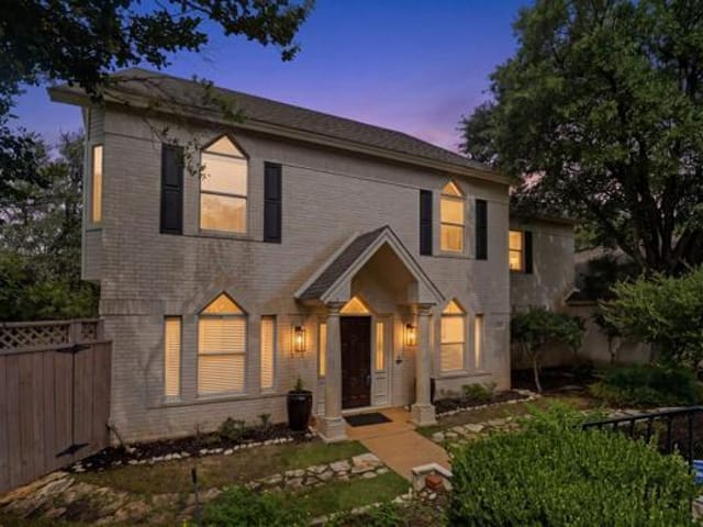 9402 Bluegrass DR - front exterior - Luxury home in Great Hills 20, Austin, TX