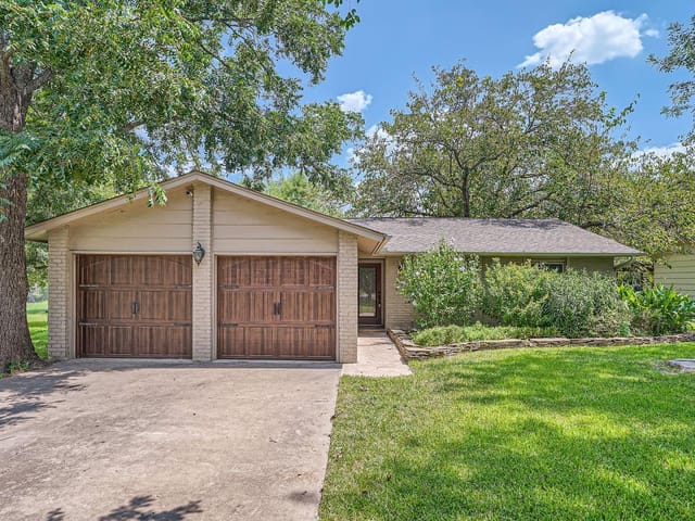 9405 Braeburn Gln
