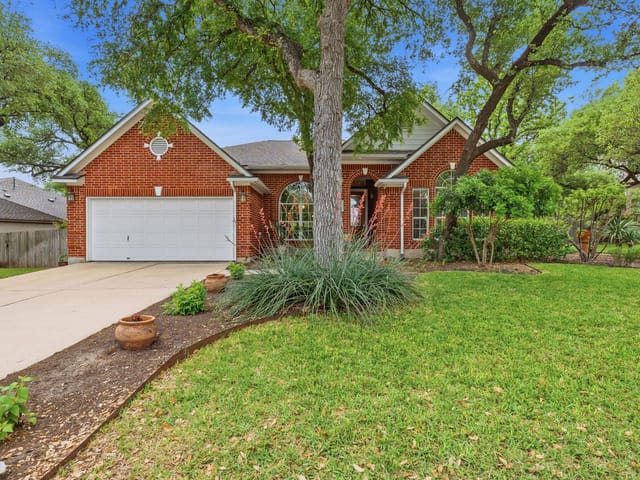 9405 Graceland TRL