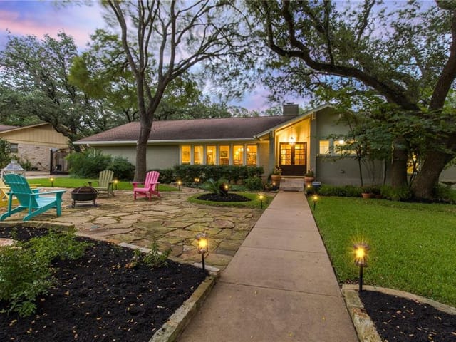 9405 Spring Hollow Dr