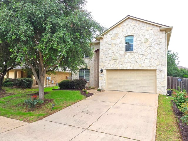 9412 Castle Pines DR