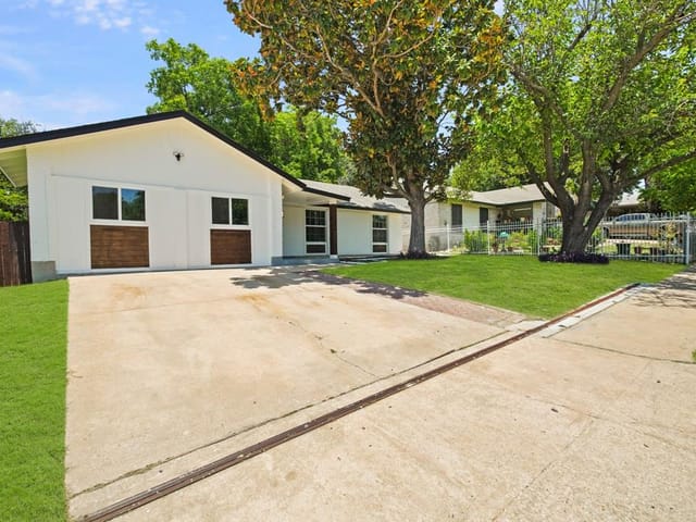 9414 Mountain Quail Rd