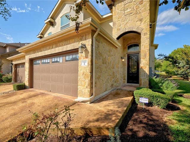 9421 Solana Vista Loop Unit #B