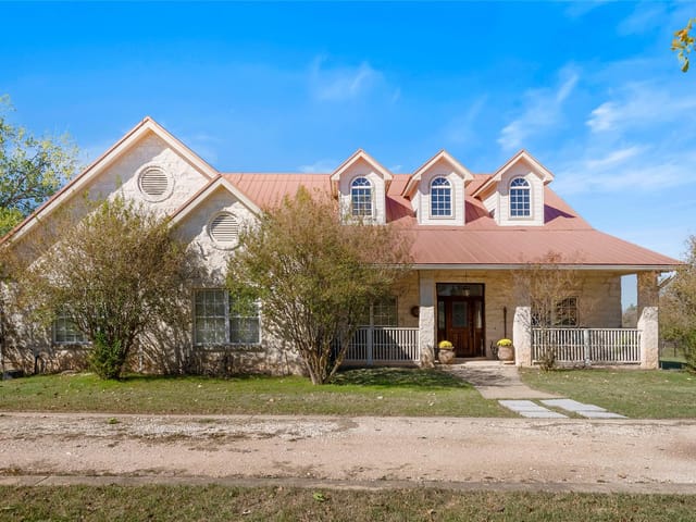 948 Upper Elgin River Rd
