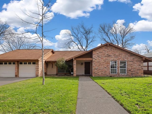 9503 Stonebridge Dr
